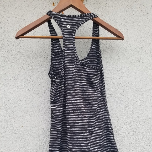 Tank top - Picture 2 of 3